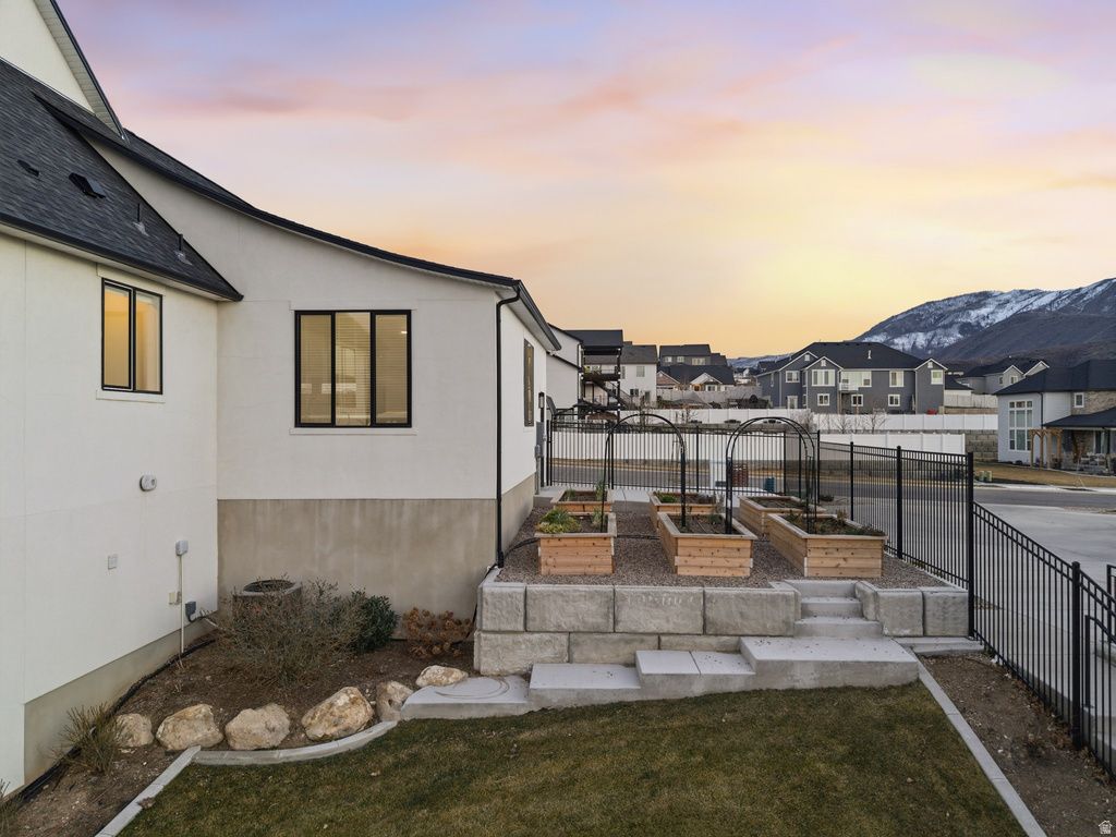 194 W MEADOW LARK LN Elk Ridge, UT 84651