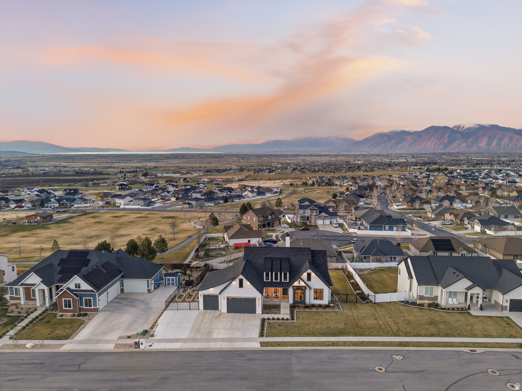194 W MEADOW LARK LN Elk Ridge, UT 84651