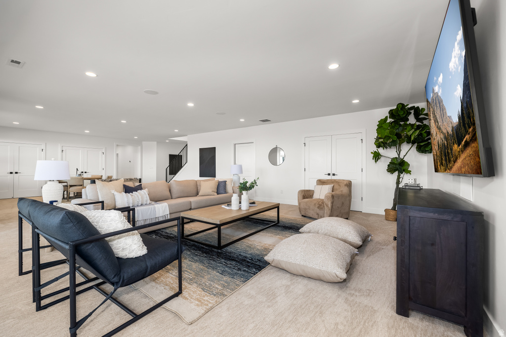 194 W MEADOW LARK LN Elk Ridge, UT 84651