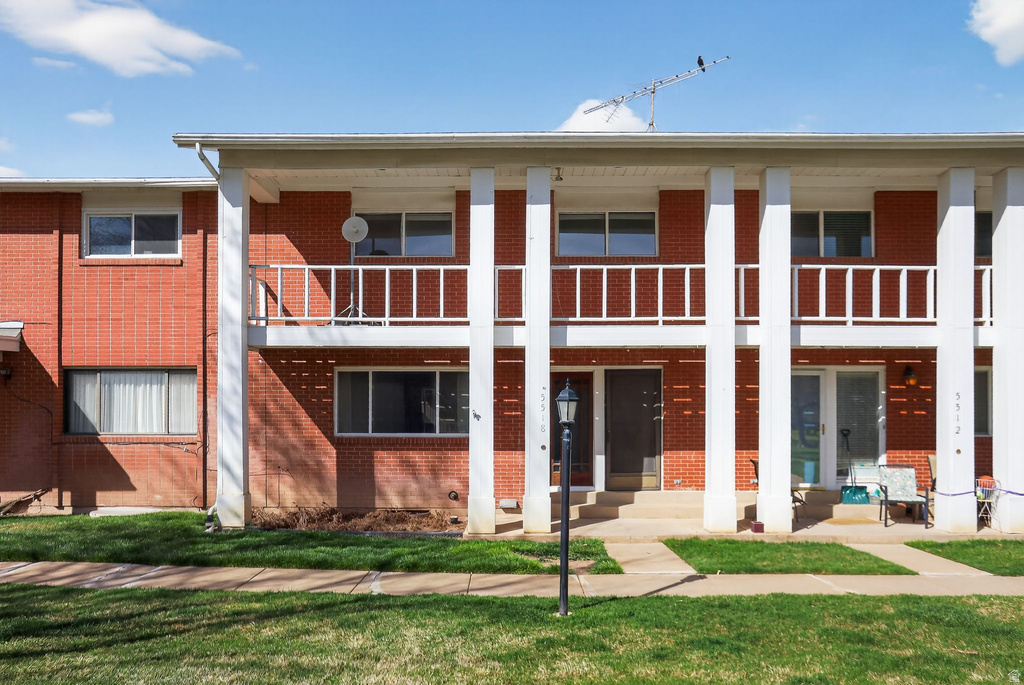 5518 S 875 E South Ogden, UT 84405