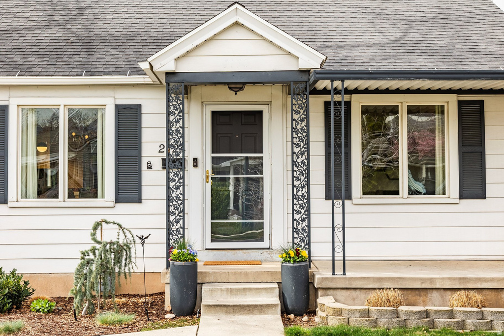 2724 S BEVERLY ST Salt Lake City, UT 84106