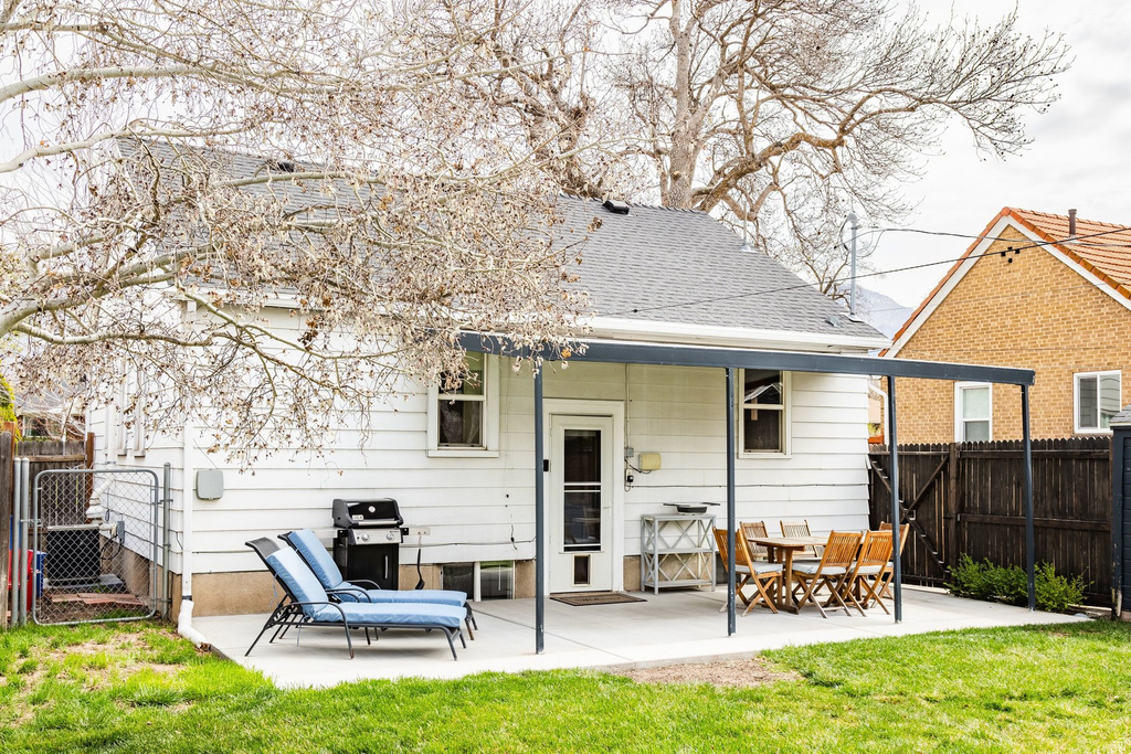 2724 S BEVERLY ST Salt Lake City, UT 84106