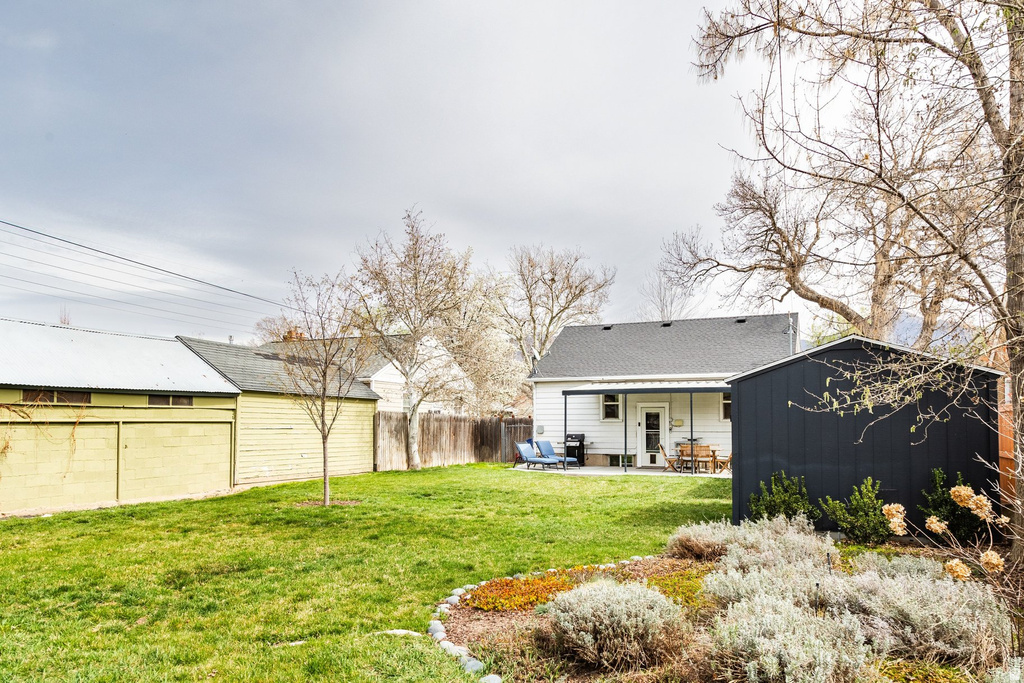 2724 S BEVERLY ST Salt Lake City, UT 84106