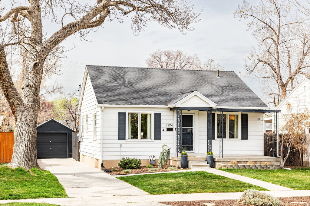 2724 S BEVERLY ST Salt Lake City, UT 84106