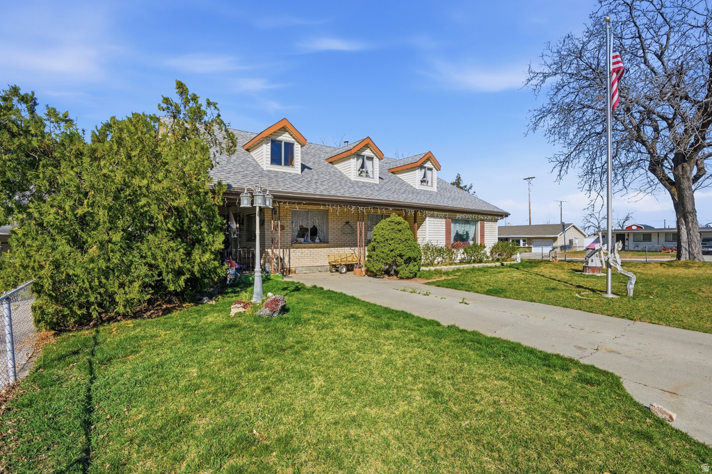 10106 S PEONY WAY Sandy, UT 84094