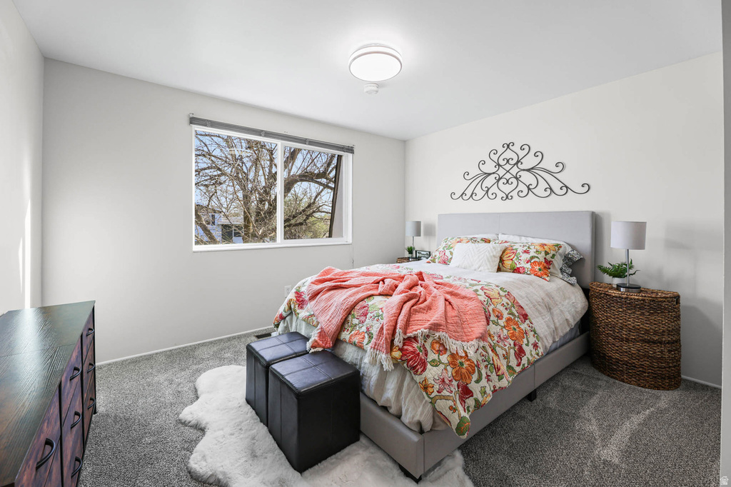 1105 E WEBSTER DR Sandy, UT 84094