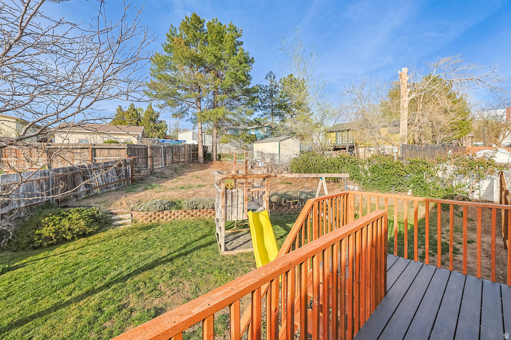 1105 E WEBSTER DR Sandy, UT 84094