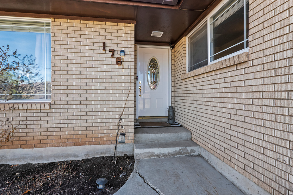 176 N 200 W Mona, UT 84645