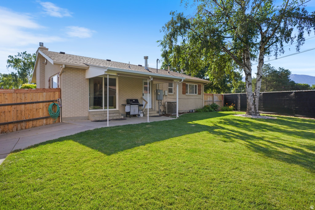 5572 S AVALON DR Murray, UT 84107