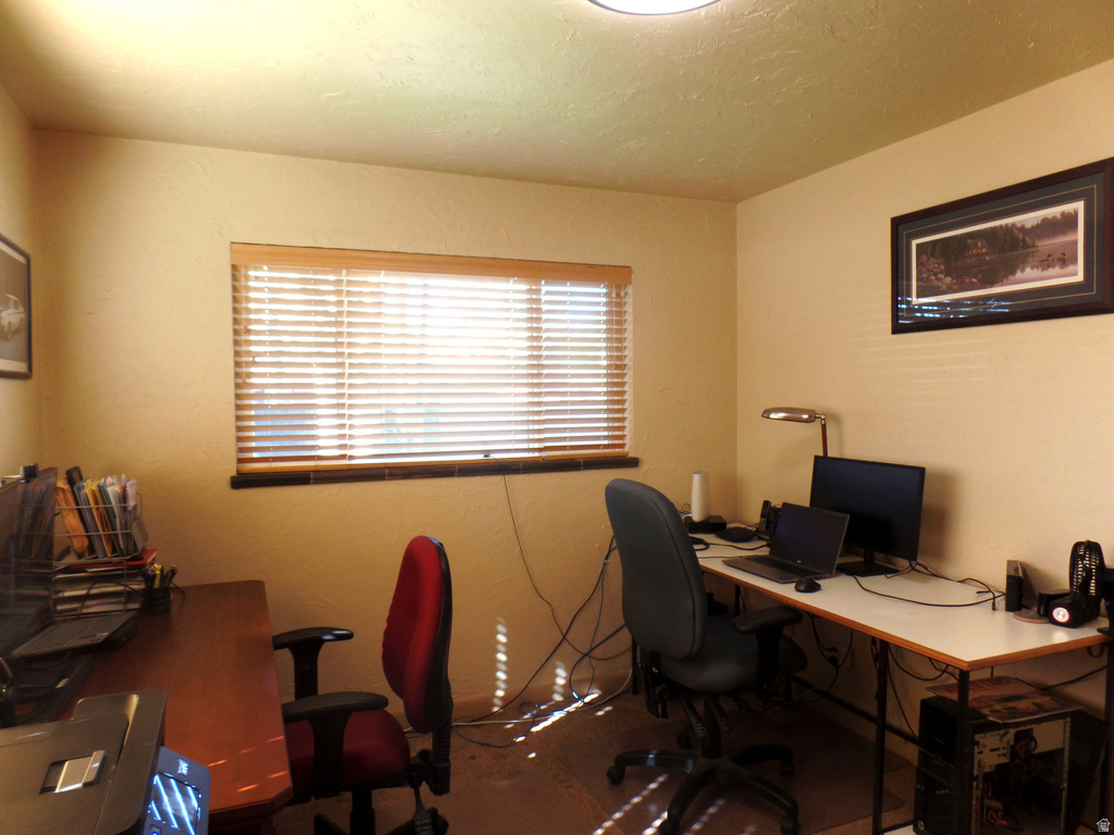 5572 S AVALON DR Murray, UT 84107