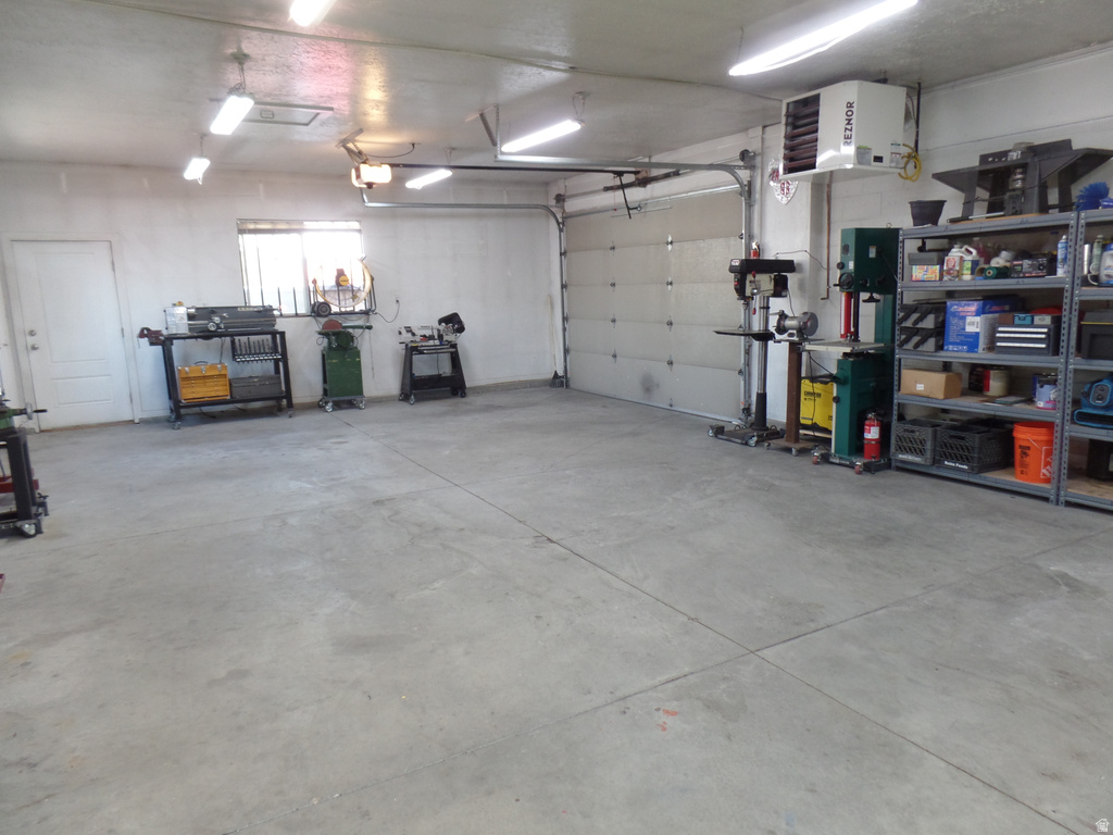 5572 S AVALON DR Murray, UT 84107