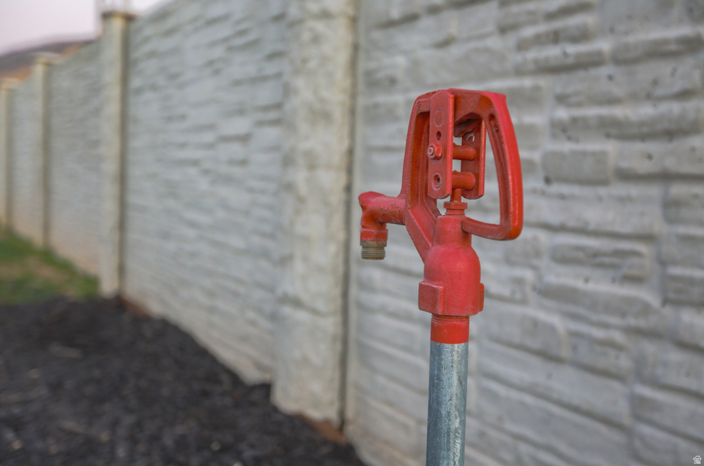 126 N 800 W Mapleton, UT 84664