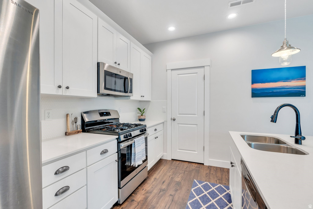 6376 W SUGARCANE DR South Jordan, UT 84009