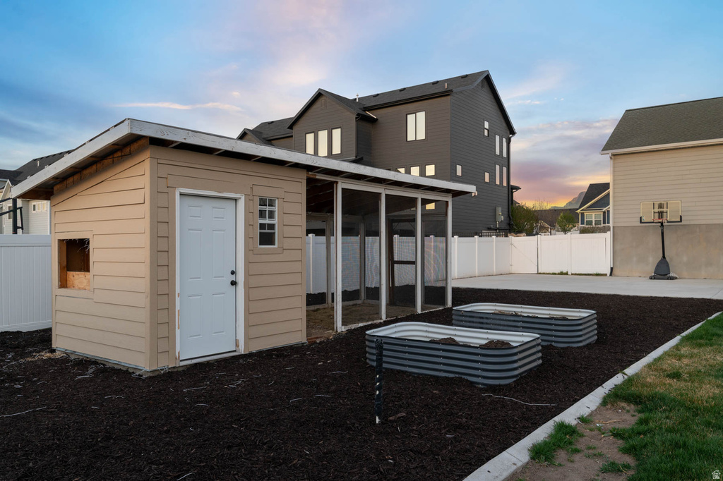 541 N 1300 W Lehi, UT 84043