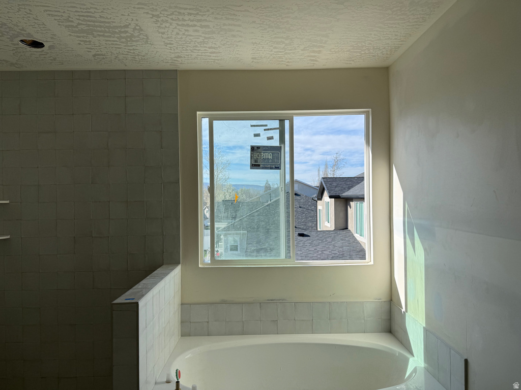 461 W SUMMERHILL LN Centerville, UT 84014