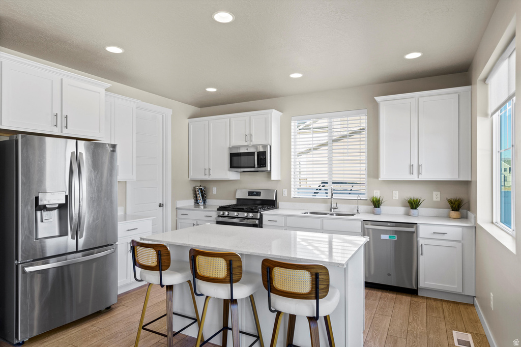 6446 N PINE TREE WAY Eagle Mountain, UT 84005