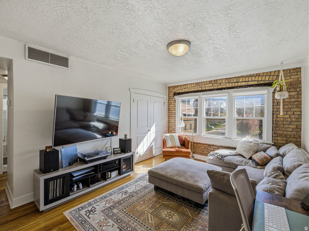 555 E 100 S #408 Salt Lake City, UT 84102