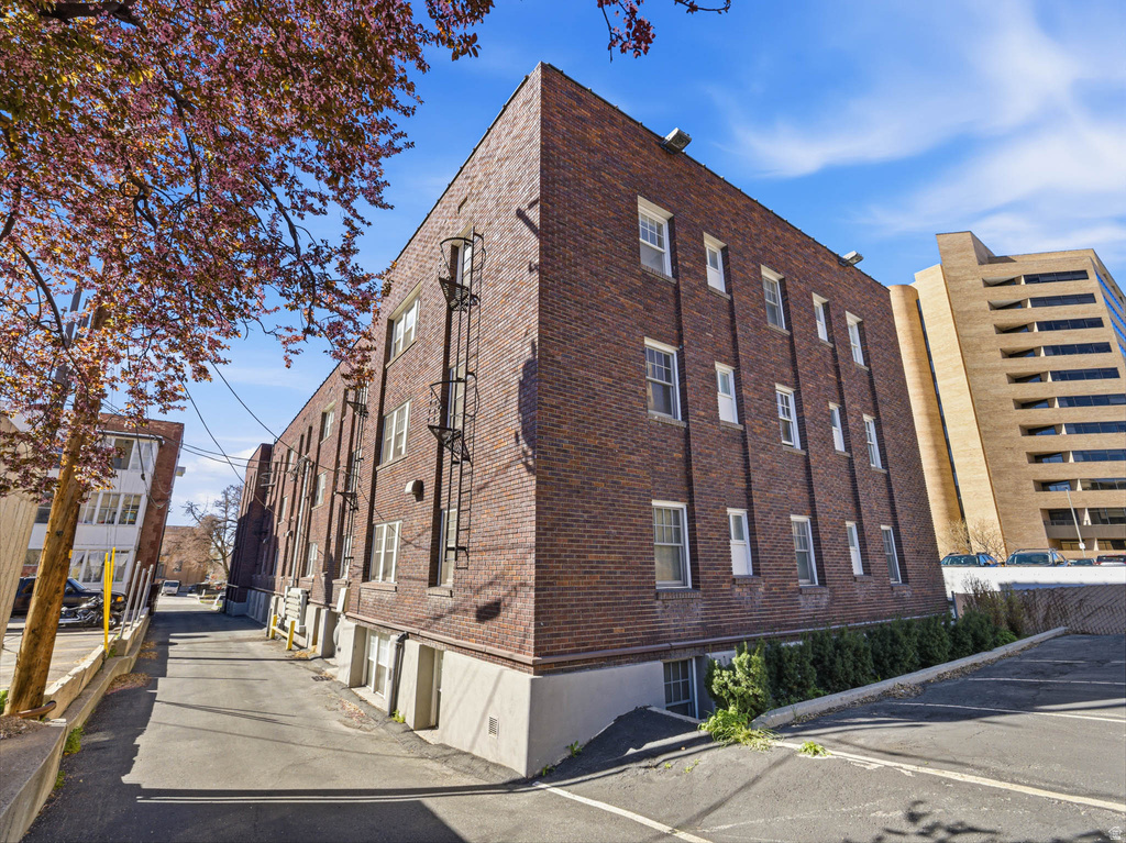 555 E 100 S #408 Salt Lake City, UT 84102