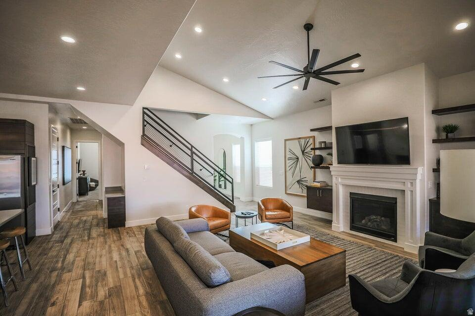 3780 ARCADIA DR photo 5