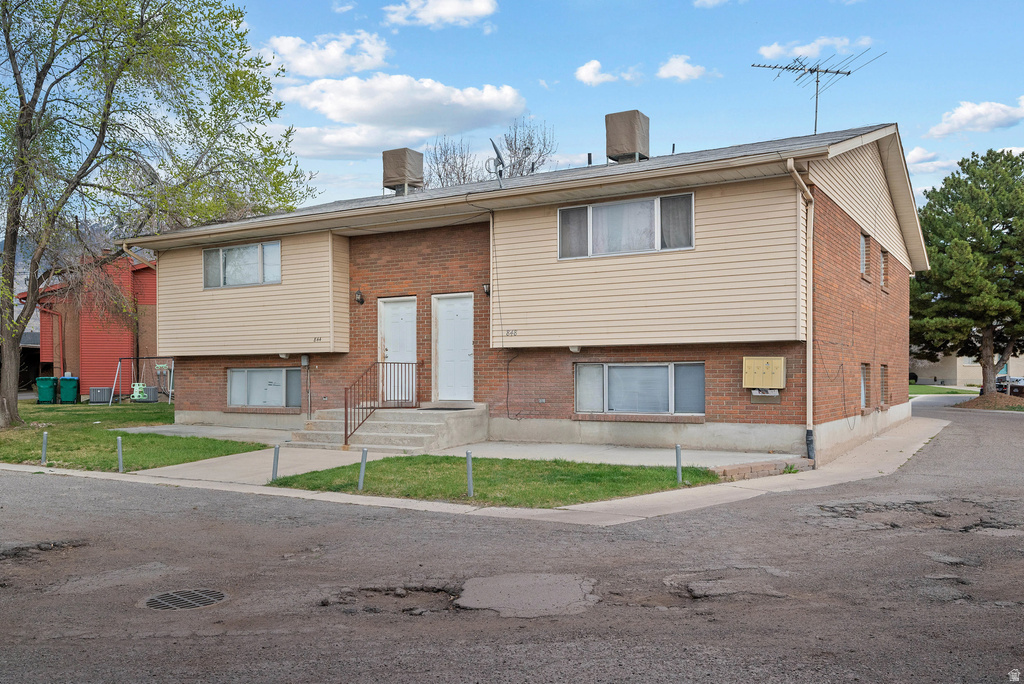 842 S 50 E Orem, UT 84058