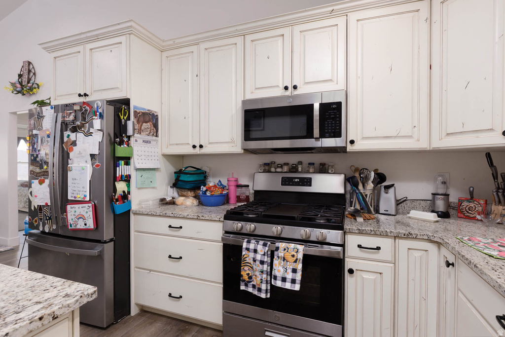 497 N 200 W Moroni, UT 84646