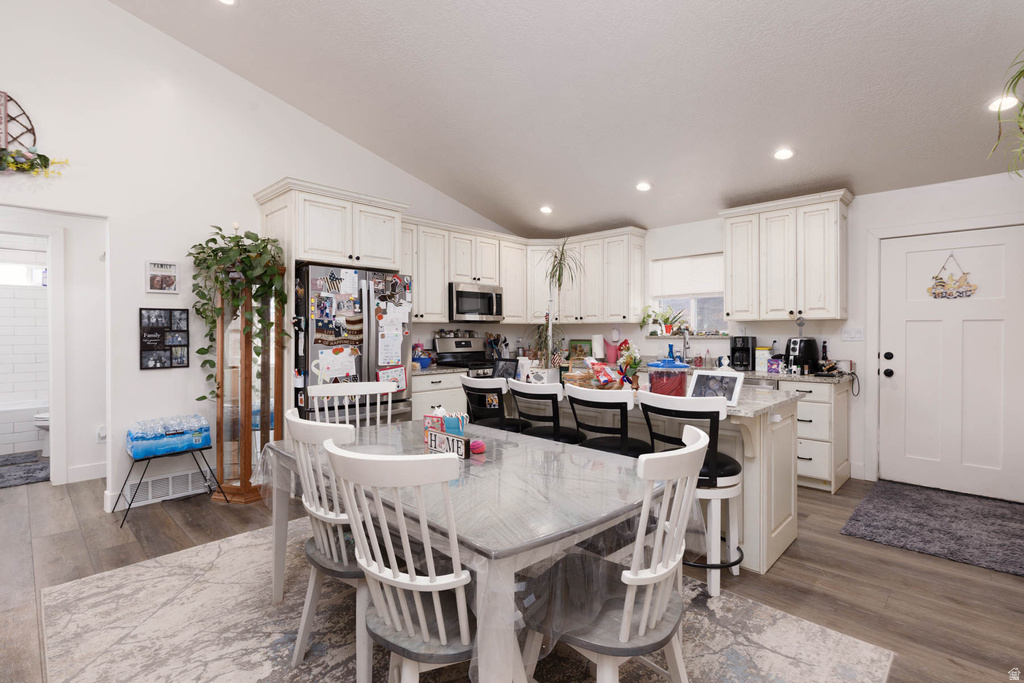 497 N 200 W Moroni, UT 84646