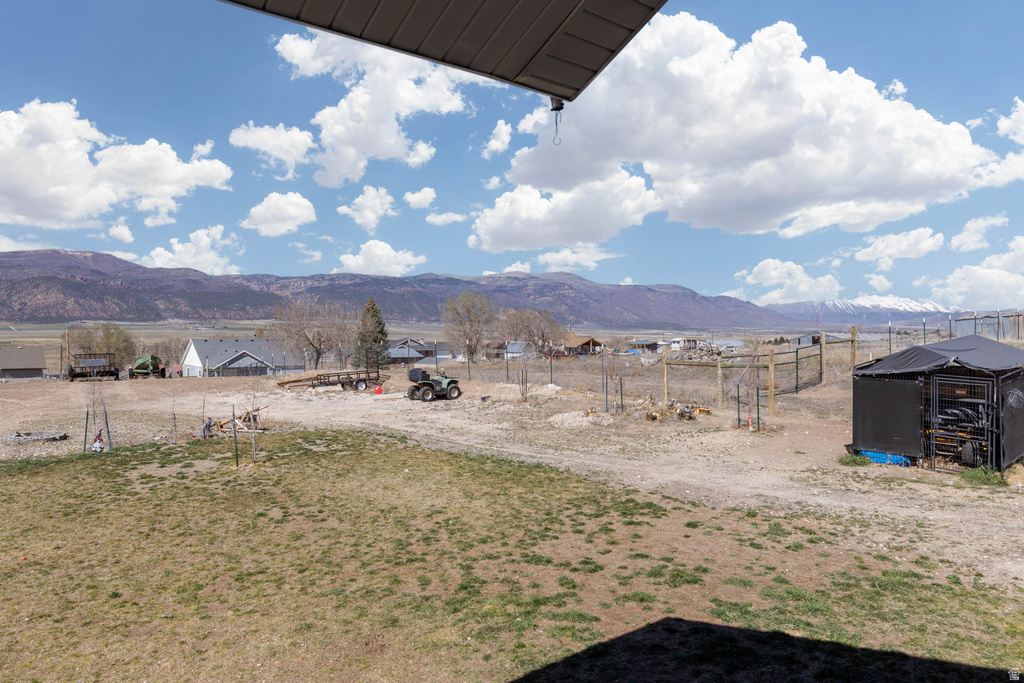 497 N 200 W Moroni, UT 84646