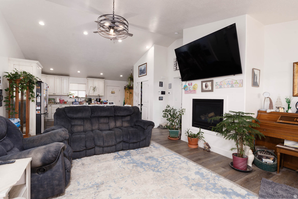 497 N 200 W Moroni, UT 84646