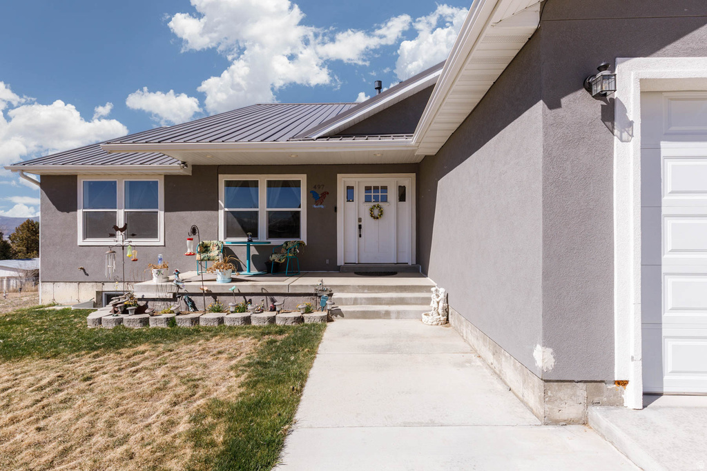 497 N 200 W Moroni, UT 84646