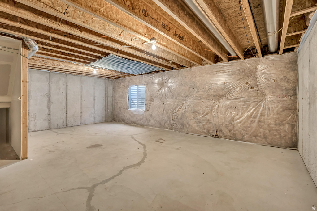 7437 N HUTCH LN Eagle Mountain, UT 84005