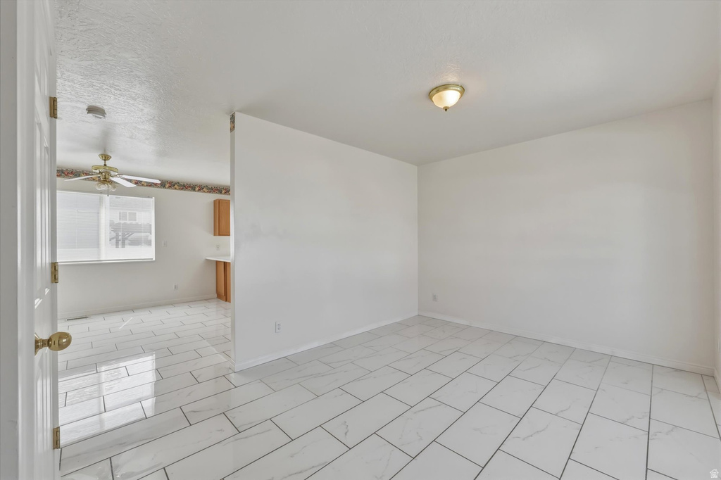 1421 W 50 S Lehi, UT 84043