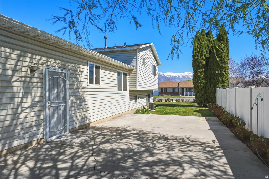 1421 W 50 S Lehi, UT 84043