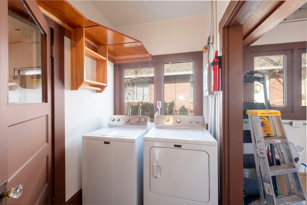 2297 S WINDSOR ST Salt Lake City, UT 84106