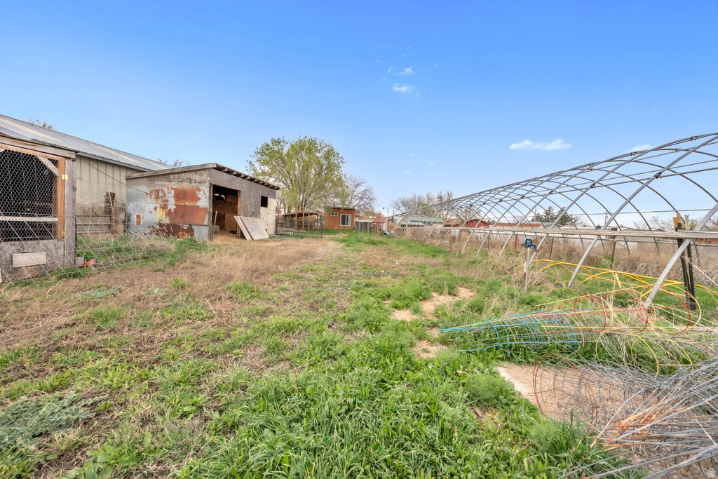 1198 N 3000 W Clinton, UT 84015