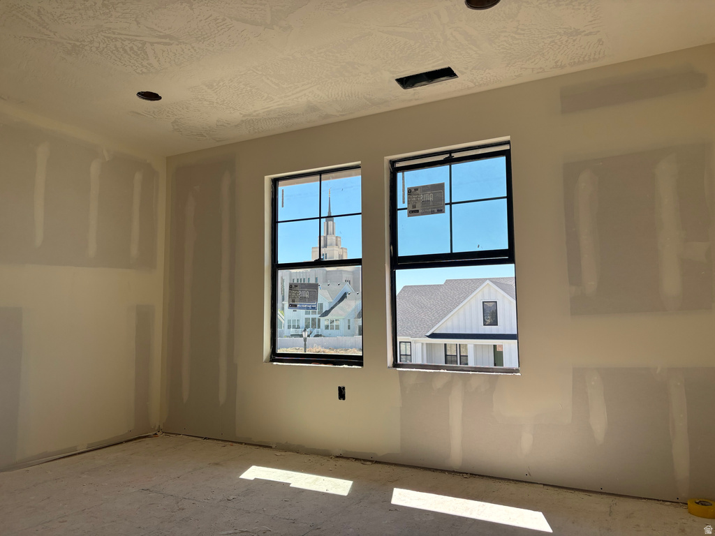 756 W SARA DR Saratoga Springs, UT 84045