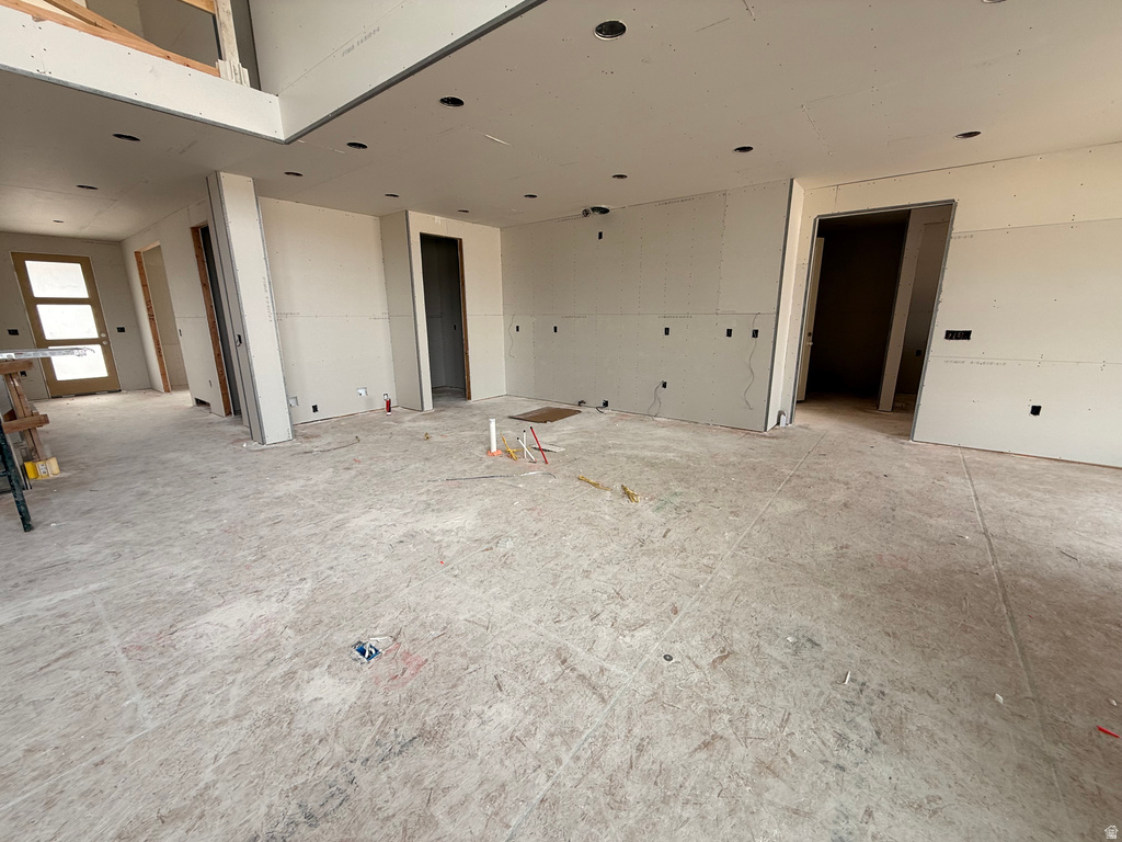 756 W SARA DR Saratoga Springs, UT 84045