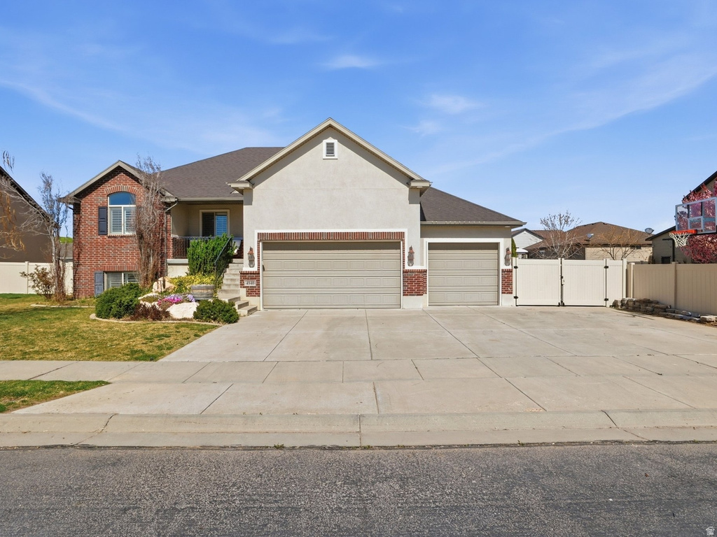 4540 W 5800 S Hooper, UT 84315