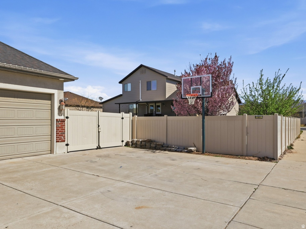 4540 W 5800 S Hooper, UT 84315