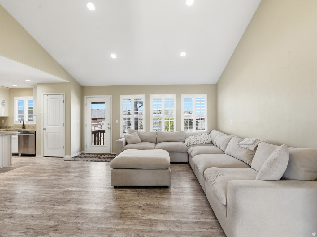 4540 W 5800 S Hooper, UT 84315