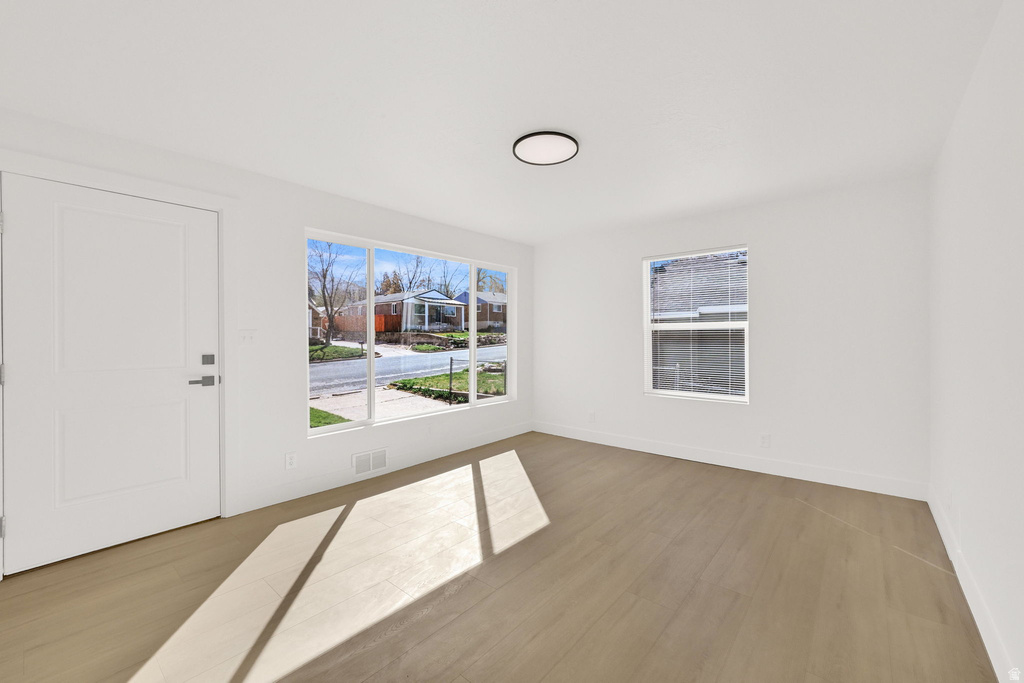 3831 S ORCHARD AVE South Ogden, UT 84403