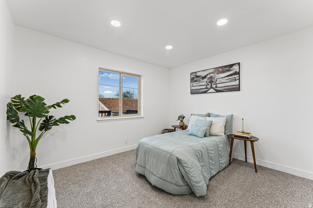 2426 W HARDROCK DR Taylorsville, UT 84129