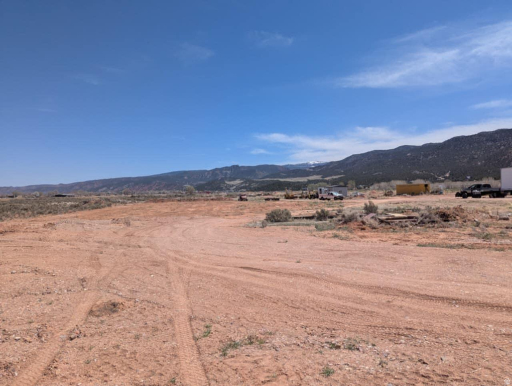 484 S 2200 W Parowan, UT 84761