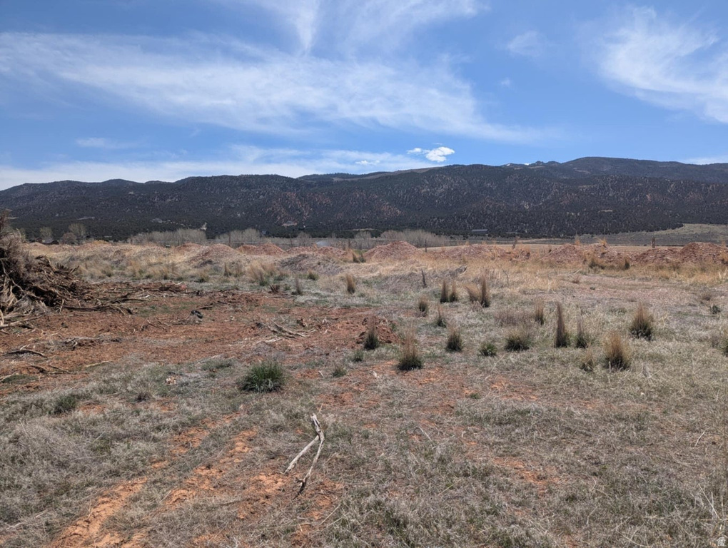 484 S 2200 W Parowan, UT 84761