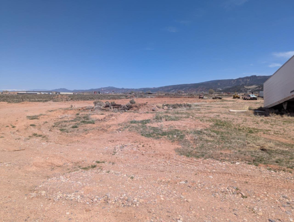 484 S 2200 W Parowan, UT 84761