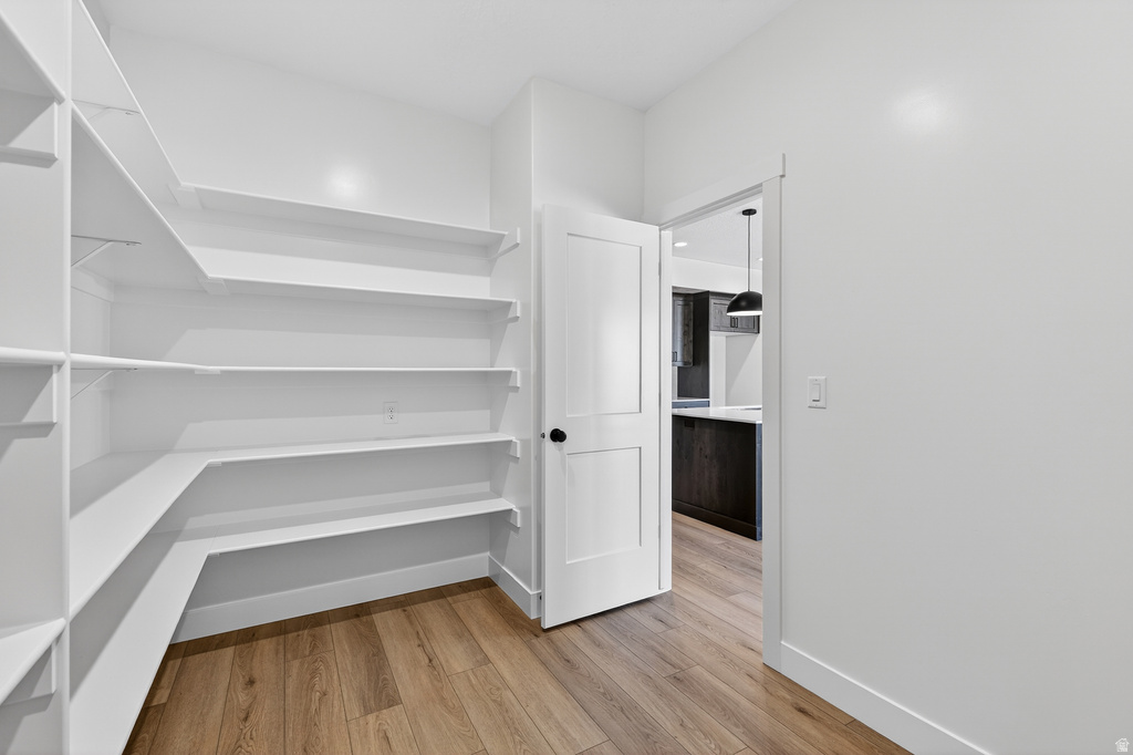 70 W GLEN WAY #112 South Weber, UT 84405