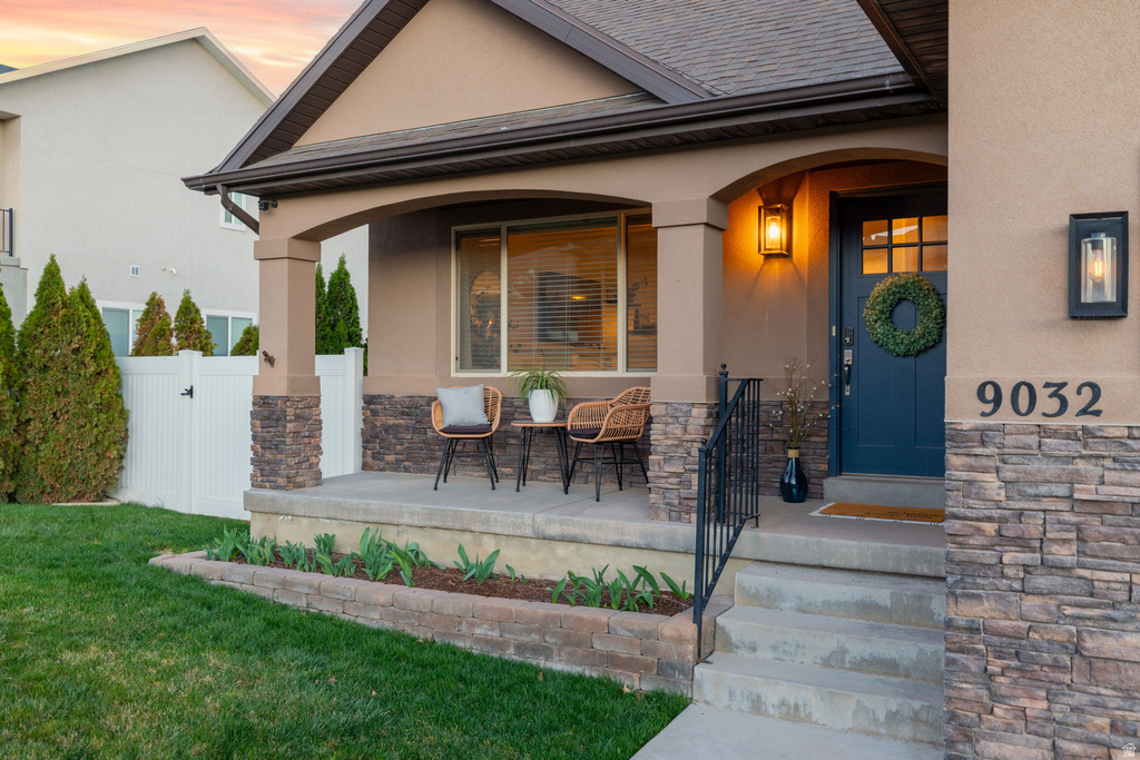 9032 N BARTON CREEK DR Eagle Mountain, UT 84005