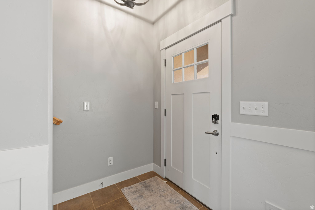 9032 N BARTON CREEK DR Eagle Mountain, UT 84005