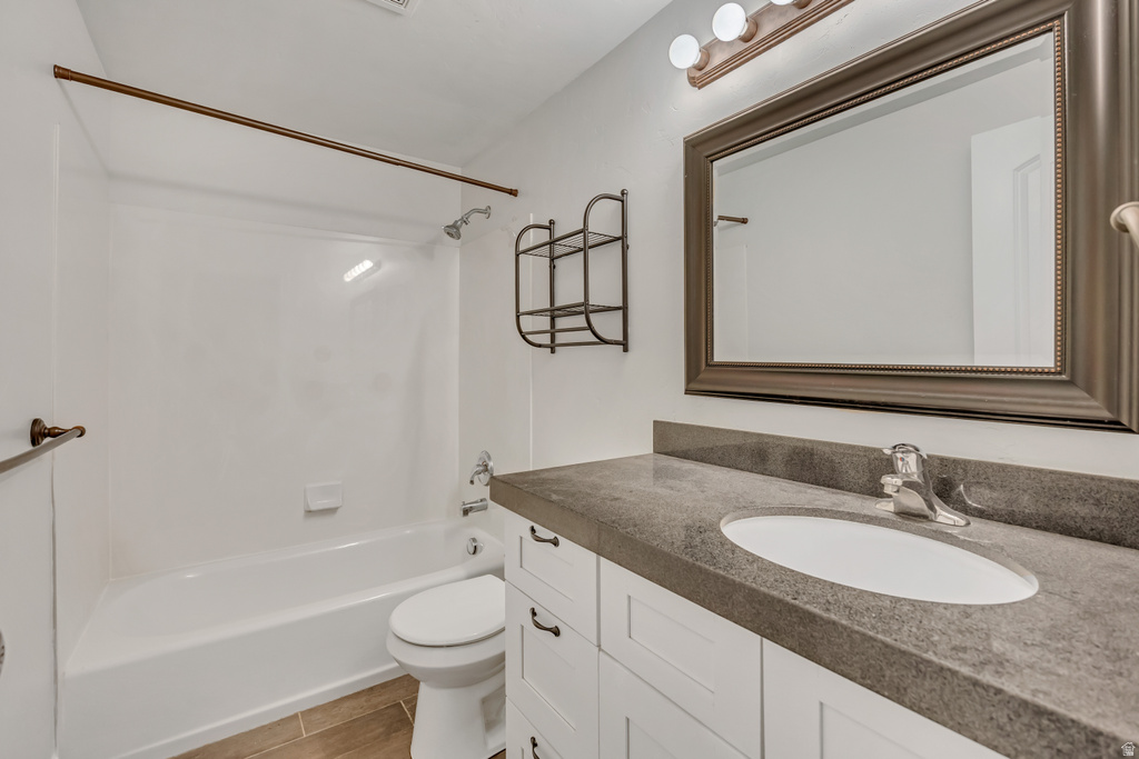 366 S RIVER RD Alpine, UT 84004