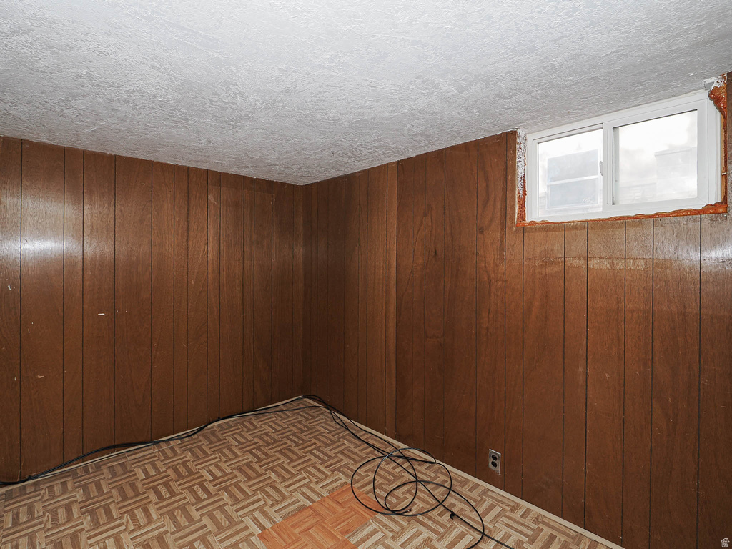 2963 E 3135 S Millcreek, UT 84109