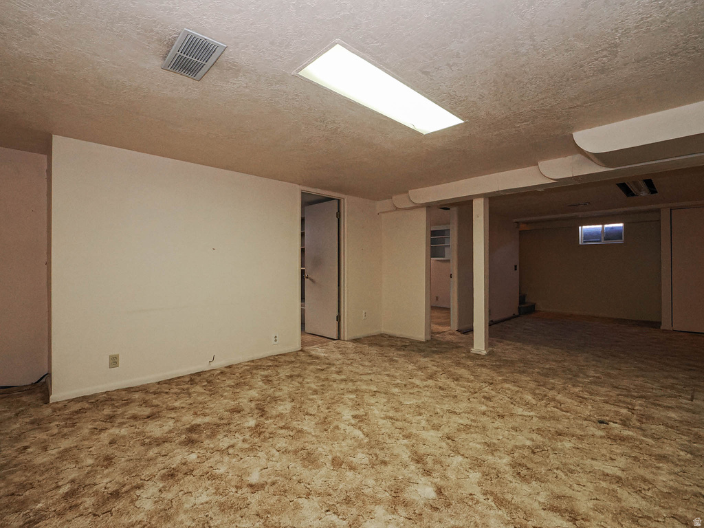 2963 E 3135 S Millcreek, UT 84109